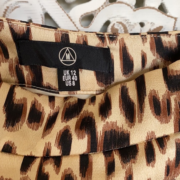 Misguided a-Line Leopard Skirt - Picture 6 of 7